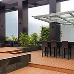 Modern 2Br Apartment At Maqna Residence By Travelio