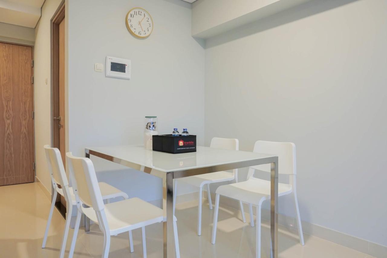 Modern 2br At Maqna By Travelio Apartemen *